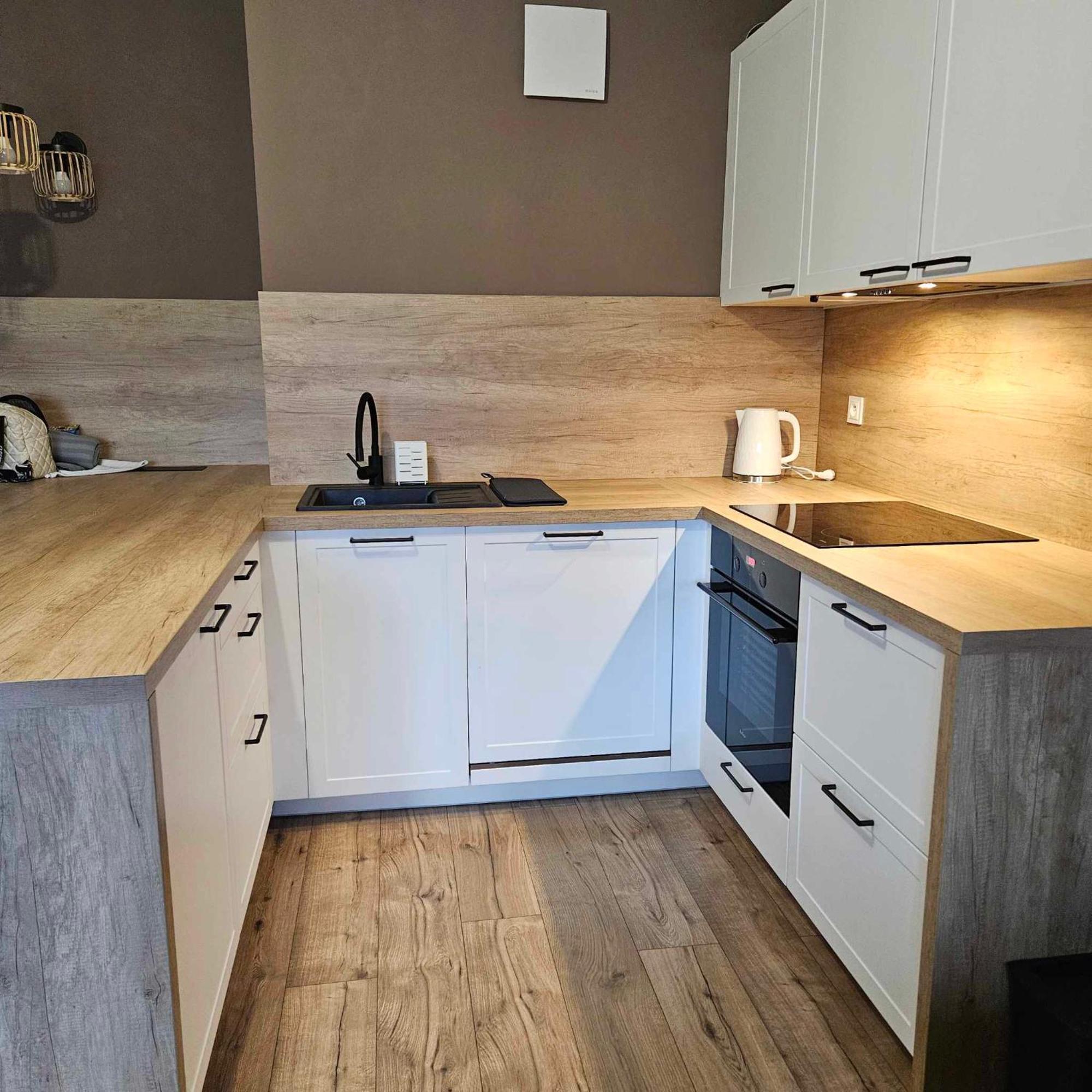 Crystal Apartments Poznan Ngoại thất bức ảnh